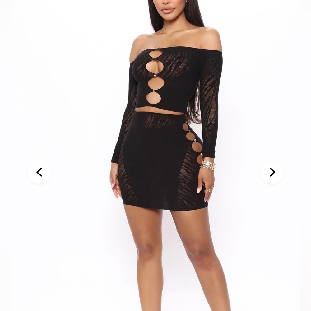 Fashion Nova Black Off-the-Shoulder Bodycon Dress
